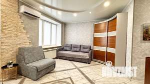 1-к квартира, посуточно, 38м2, 2/10 этаж