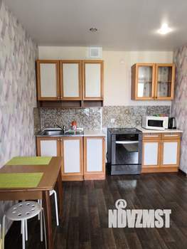 Студия квартира, посуточно, 33м2, 3/22 этаж