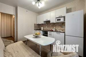 1-к квартира, посуточно, 38м2, 2/19 этаж