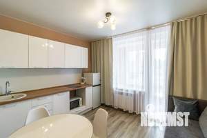 1-к квартира, посуточно, 40м2, 3/22 этаж