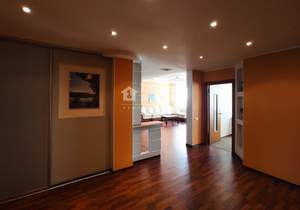 4-к квартира, на длительный срок, 134м2, 8/9 этаж