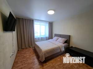 1-к квартира, посуточно, 33м2, 1/9 этаж