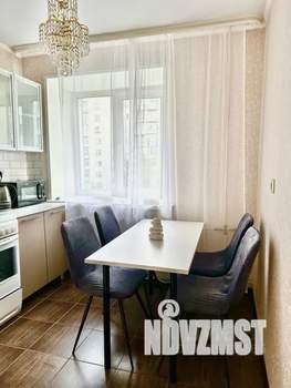 2-к квартира, посуточно, 45м2, 5/5 этаж