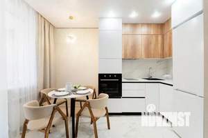 1-к квартира, посуточно, 43м2, 1/1 этаж