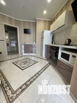 Студия квартира, посуточно, 38м2, 5/9 этаж