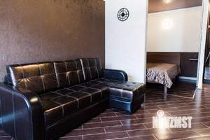 1-к квартира, посуточно, 46м2, 1/1 этаж