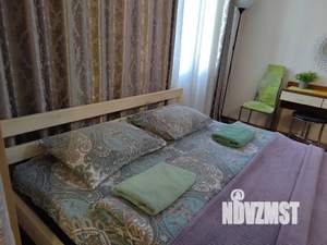 Студия квартира, посуточно, 40м2, 1/15 этаж