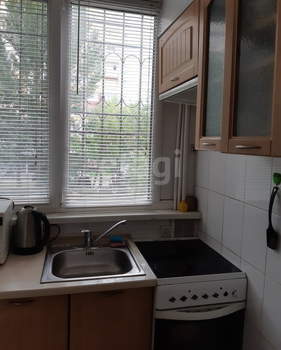 2-к квартира, на длительный срок, 32м2, 2/5 этаж