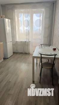 1-к квартира, посуточно, 44м2, 6/10 этаж