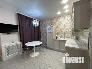 Студия квартира, посуточно, 40м2, 6/15 этаж