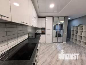 Студия квартира, посуточно, 39м2, 11/16 этаж