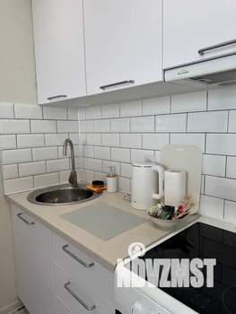 Студия квартира, посуточно, 27м2, 12/17 этаж