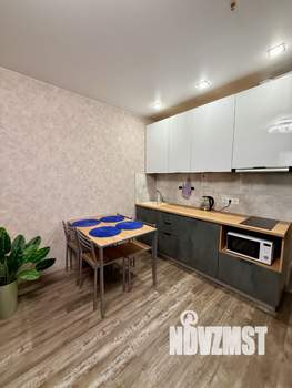 Студия квартира, посуточно, 38м2, 7/14 этаж