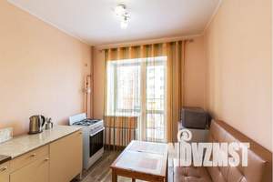 1-к квартира, посуточно, 33м2, 5/8 этаж
