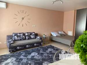 Студия квартира, посуточно, 36м2, 8/10 этаж