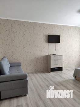 1-к квартира, посуточно, 37м2, 9/10 этаж