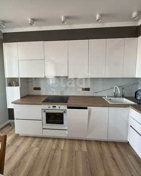 3-к квартира, на длительный срок, 64м2, 8/17 этаж