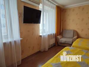 1-к квартира, посуточно, 70м2, 1/1 этаж
