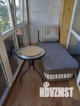 1-к квартира, посуточно, 35м2, 4/9 этаж