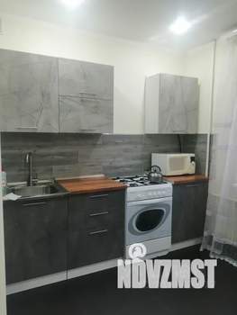 1-к квартира, посуточно, 38м2, 1/10 этаж