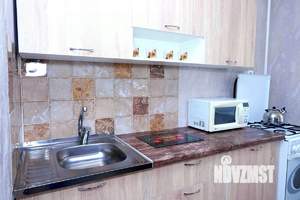 3-к квартира, посуточно, 48м2, 2/5 этаж
