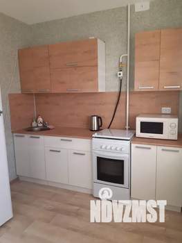 1-к квартира, посуточно, 37м2, 5/10 этаж