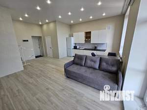 Студия квартира, посуточно, 42м2, 15/15 этаж