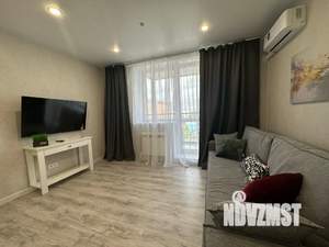 1-к квартира, посуточно, 35м2, 1/1 этаж