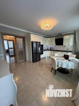 4-к квартира, на длительный срок, 140м2, 4/9 этаж