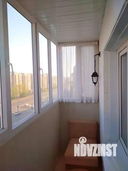 Студия квартира, посуточно, 43м2, 6/9 этаж
