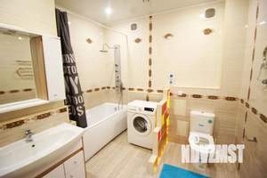 2-к квартира, посуточно, 60м2, 5/5 этаж