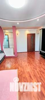 1-к квартира, посуточно, 85м2, 10/12 этаж