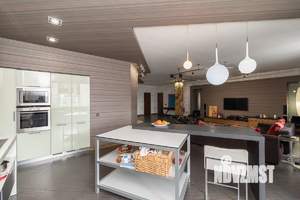 4-к квартира, на длительный срок, 169м2, 2/9 этаж