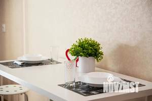 1-к квартира, посуточно, 40м2, 11/16 этаж