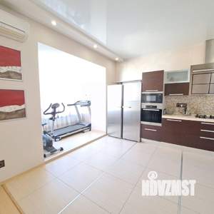 4-к квартира, на длительный срок, 133м2, 5/6 этаж