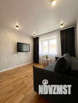 1-к квартира, посуточно, 37м2, 8/10 этаж