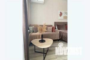 1-к квартира, посуточно, 42м2, 2/17 этаж