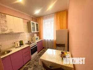 2-к квартира, посуточно, 38м2, 1/3 этаж