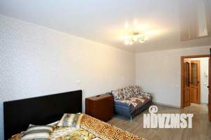 1-к квартира, посуточно, 33м2, 4/9 этаж