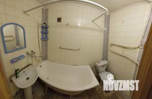 1-к квартира, посуточно, 44м2, 6/9 этаж