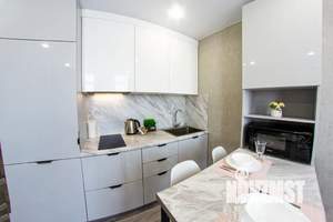 2-к квартира, посуточно, 65м2, 7/15 этаж