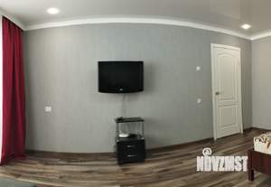 1-к квартира, посуточно, 38м2, 1/10 этаж