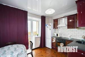 1-к квартира, посуточно, 40м2, 9/9 этаж