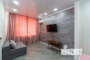 Студия квартира, посуточно, 37м2, 3/21 этаж