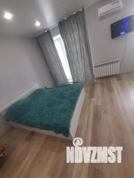 Студия квартира, посуточно, 45м2, 13/16 этаж