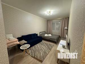 1-к квартира, посуточно, 42м2, 13/16 этаж