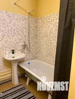 1-к квартира, посуточно, 37м2, 3/3 этаж