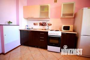 1-к квартира, посуточно, 37м2, 1/14 этаж