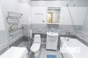 1-к квартира, посуточно, 40м2, 1/19 этаж