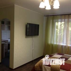1-к квартира, посуточно, 30м2, 3/5 этаж
